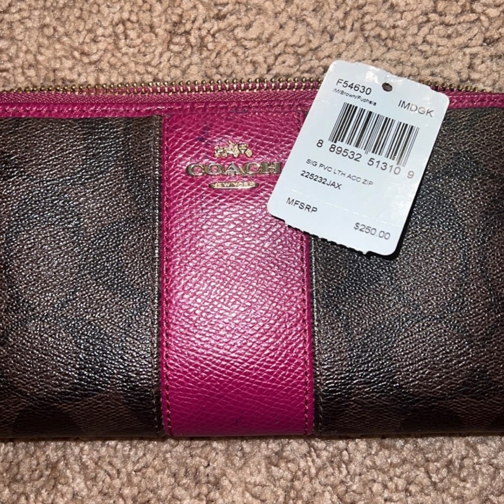 Coach wallet